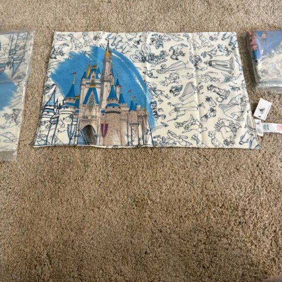NWT SET OF 4 DISNEY INK & PAINT COLLECTION LARGE PLACEMATS. 21"X14" - Picture 1 of 5